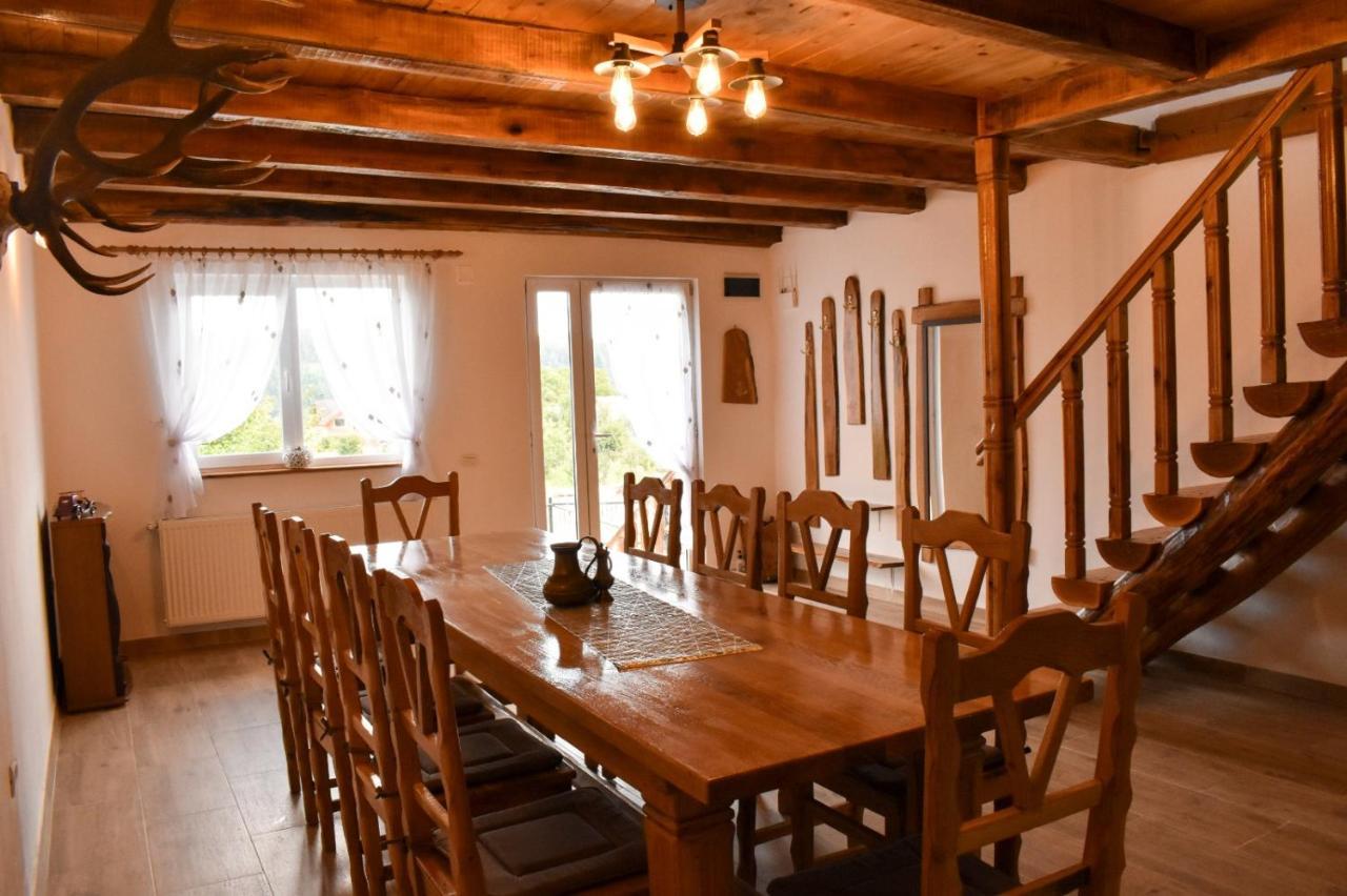Casa De Sub Hora Βίλα Zărneşti Εξωτερικό φωτογραφία