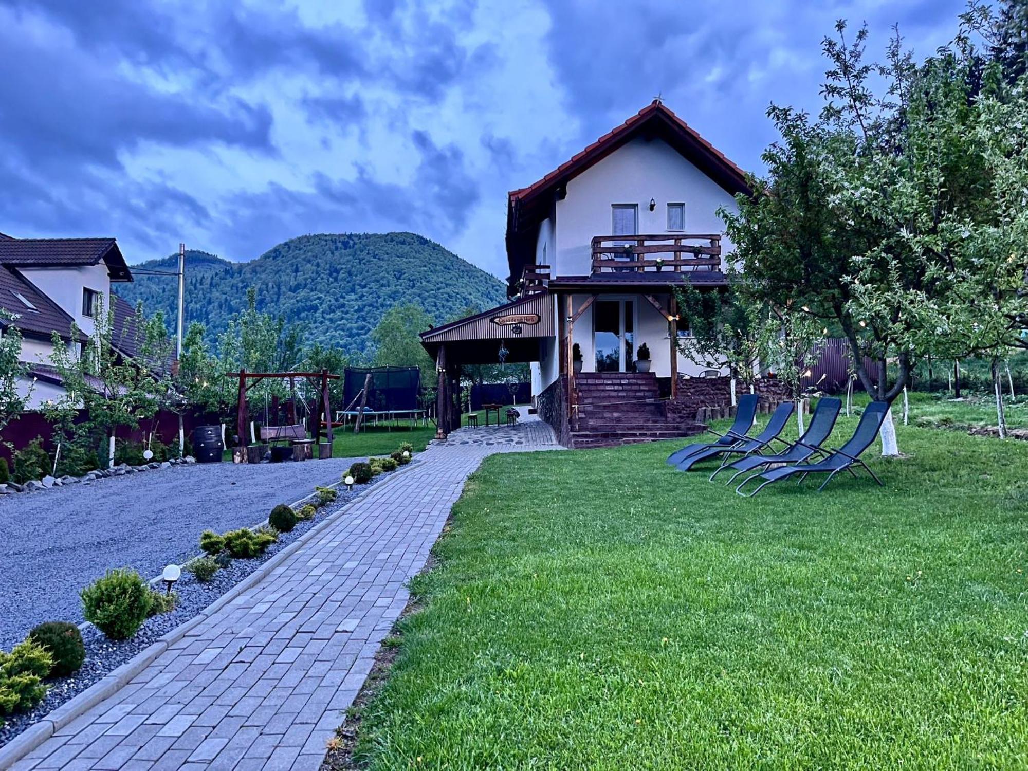 Casa De Sub Hora Βίλα Zărneşti Εξωτερικό φωτογραφία